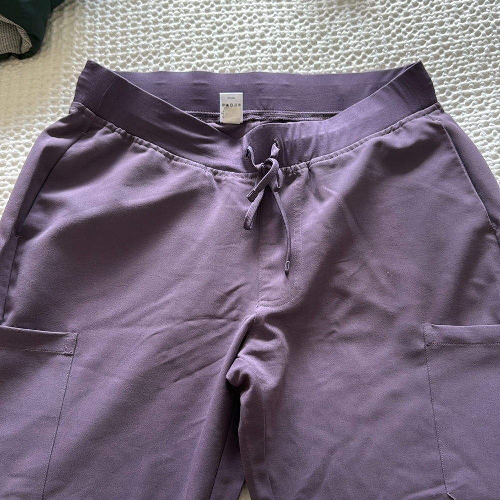 Mandala Women’s purple scrub pants
